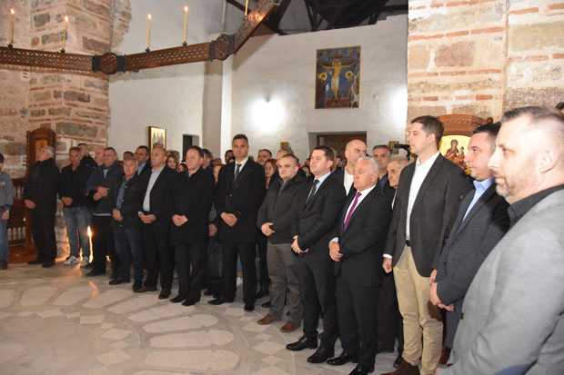 ВАСКРС НА СЕВЕРУ КОСМЕТА: Србија ће знати да заштити свој народ на Косову и Метохији