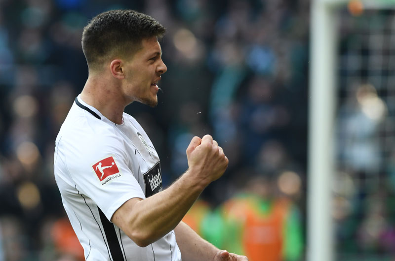 Ајнтрахт намерава да откупи Србинов уговор из Бенфике: За Јовића 12,5 милиона евра?