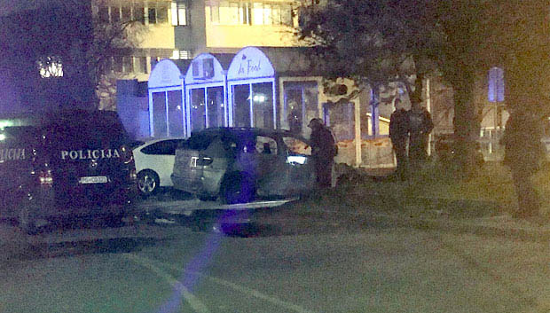 Изгорео аутомобил познатог гинеколога