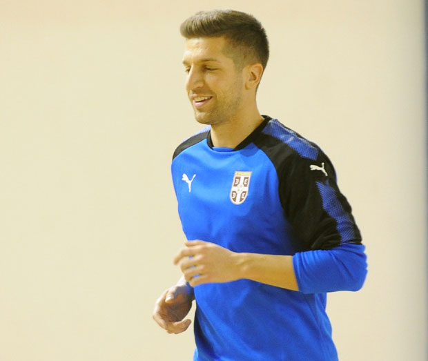 Настасић због повреде неизвестан за Мундијал