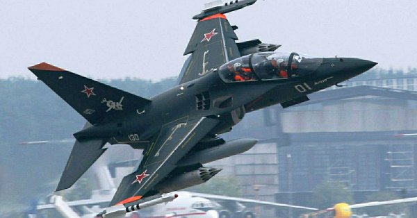 Русија: Срушио се авион за обуку пилота