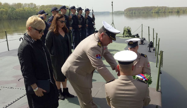 ВЕНАЦ ЗА 77 ХЕРОЈА СА ДУНАВА: Одата пошта морнарима погинулим у нападу Трећег рајха