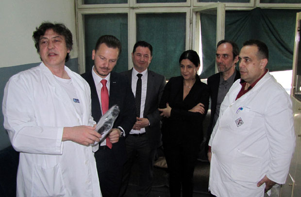 Врање: Очно одељење добило опрему