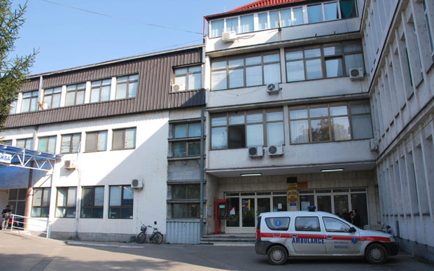 ПОСТУПАК ЗА ПОКУШАЈ УБИСТВА: Унуку забрана приласка деди