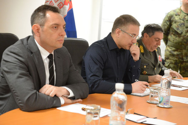 Вулин и Стефановић одржали састанак о безбедносној ситуацији у земљи и свету