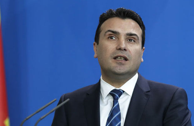 Заев: Споменик Александру Великом остаје у центру Скопља