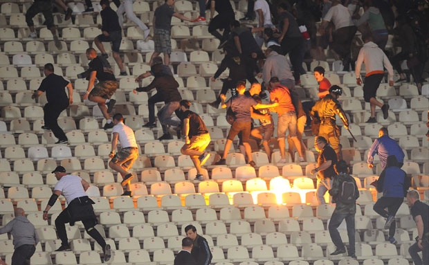 КРВАВИ ДЕРБИ – ПОНОВО: Туча на западу (ВИДЕО)