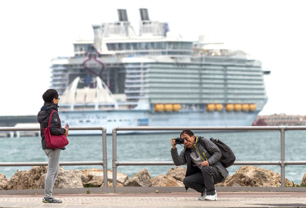 Највећи крузер на свету плови Медитераном 