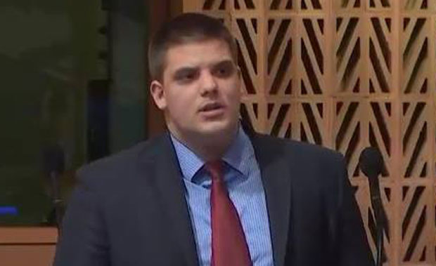 ШПИЈУНКА: Похвала од Карпова