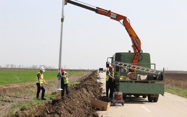 Петља добија расвету