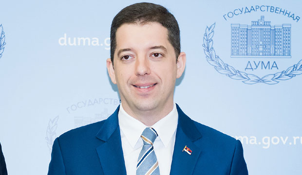 Марко Ђурић: Држава да помогне, одлука на мамама и татама