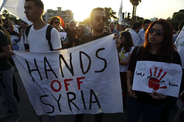 НЕМЦИ СМАТРАЈУ: Трамп опаснији од Путина; За напетости су криве САД; Треба укинути санкције Русији