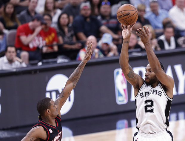 Ленард иде из Сан Антонија?