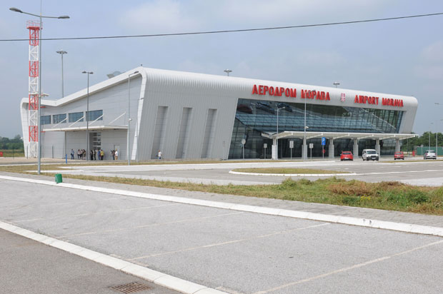 Аеродром у Лађевцима у наредним месецима и цивилни и војни