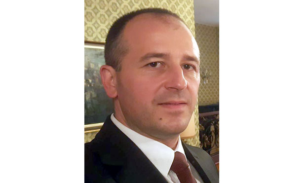 Вучић заменио Михајловића