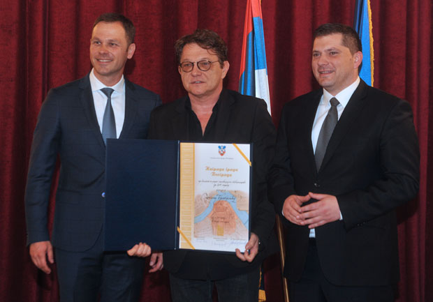 Бјелогрлићу уручена награда Београда круна свих признања серији