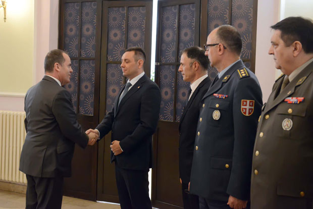 Вулин разговарао са делегацијом Парламентарне скупштине НАТО о изазовима и сарадњи