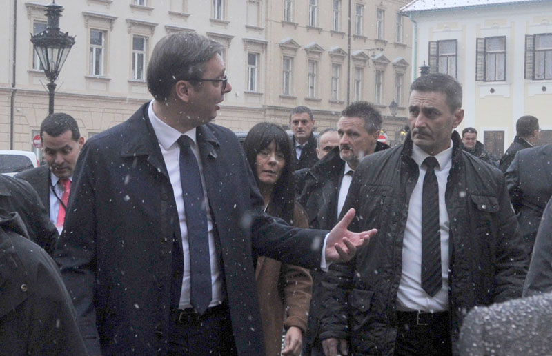 АМБАСАДОР ОДБИО ПРОТЕСТНУ НОТУ ХРВАТСКЕ: Вучић у Загребу доживео горе непријатности, па се није враћао