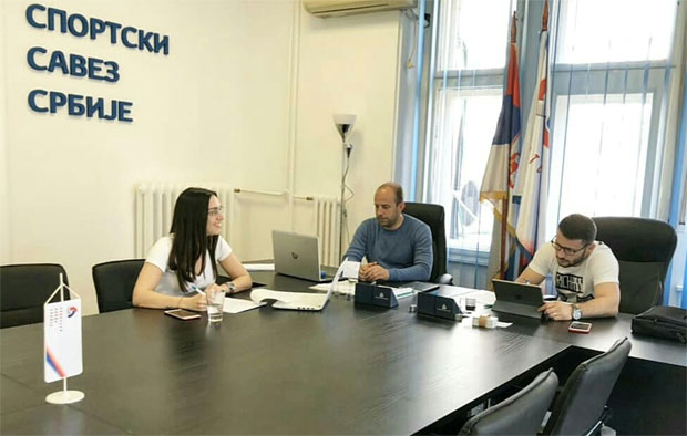 Штефанек и Ивана Максимовић направили оквирни план програма за помоћ деце из Сигурне куће