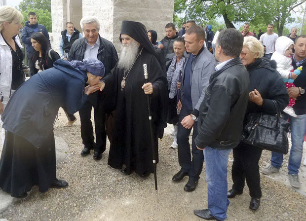 Амфилохије за РИА Новости: НАТО се свети противницима САД, а отео нам је Космет