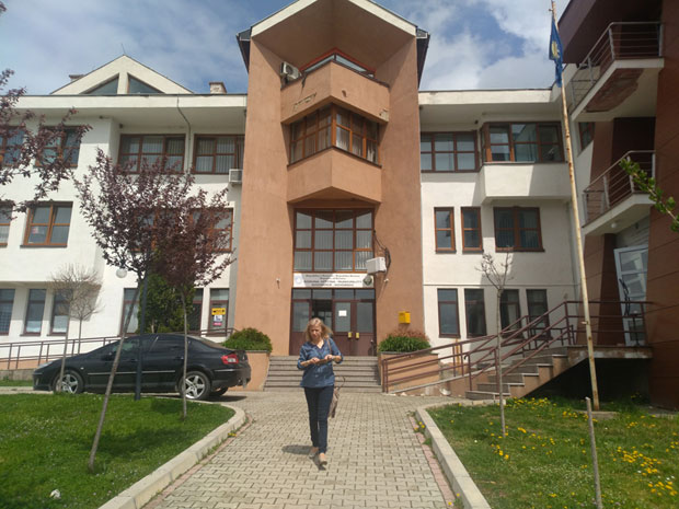 Краду да би отерали повратнике