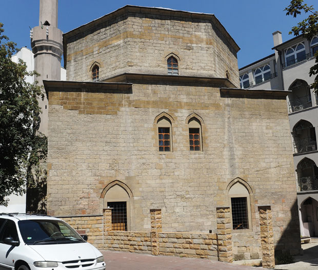 Исламској заједници враћено власништво над Бајракли џамијом у Београду