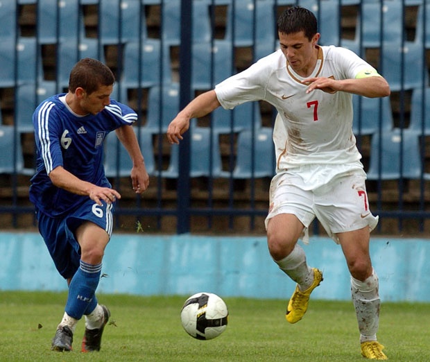 ЦРВЕНО-БЕЛИ СЕ ПОЈАЧАВАЈУ: Алексић од лета у Звезди?