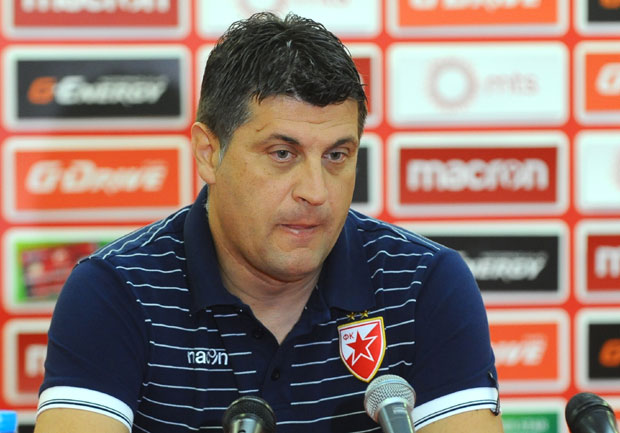 МИЛОЈЕВИЋ НЕ ДОЗВОЉАВА ОПУШТАЊЕ: У главама имамо само три бода више од Партизана