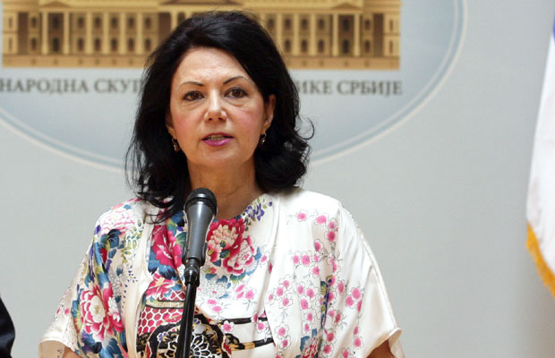 ШПИЈУНКА: Вино прави лек