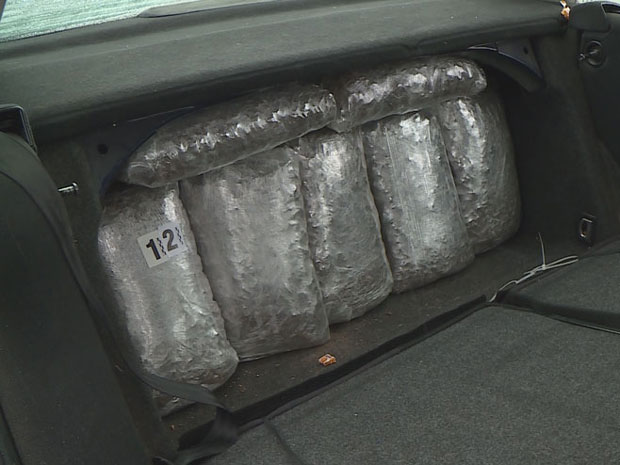 Кријумчарили 14 килограма сканка