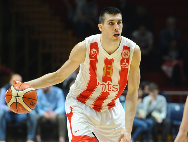 ЗА 25. ПОБЕДУ: Звезда јури рекорд против Меге