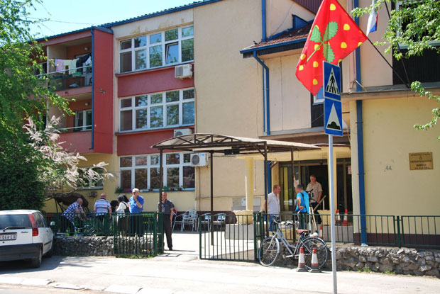 Страдао због свађе око даљинског