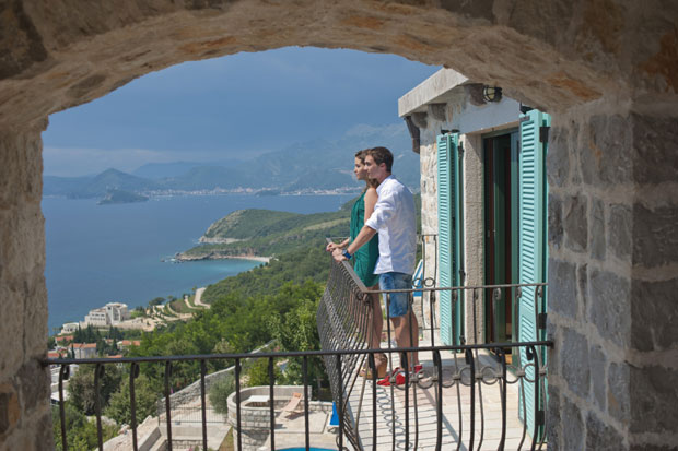 Дивља лепота између брда и мора