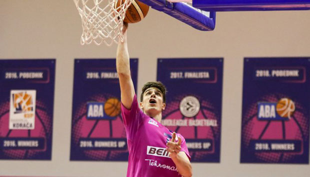 МЕГА ДОЧЕКУЈЕ МЛАДОСТ: Да покажемо реакцију на пораз од Звезде