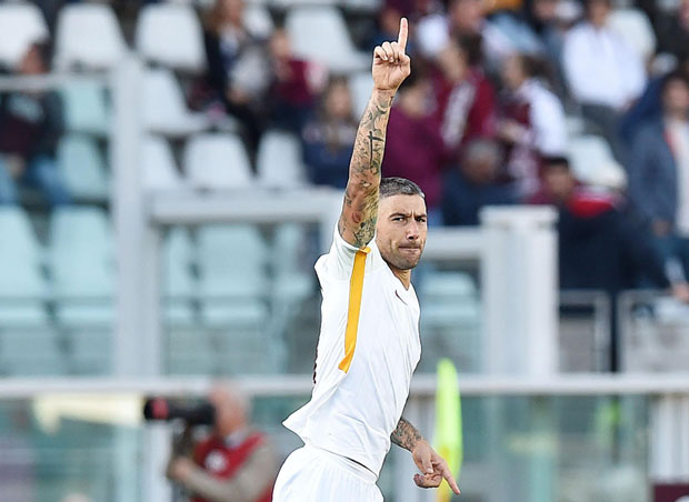 ЛИВЕРПУЛ И РОМА ИГРАЈУ ПРВИ ПОЛУФИНАЛНИ МЕЧ ЛШ: Коларов на Салаха