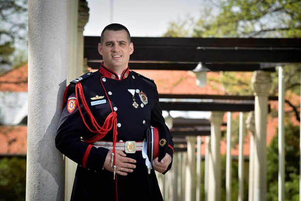 Храбри жандарм спасао возача