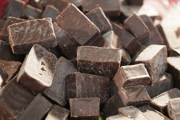 У Србији уништено 250.000 фалсификованих слаткиша