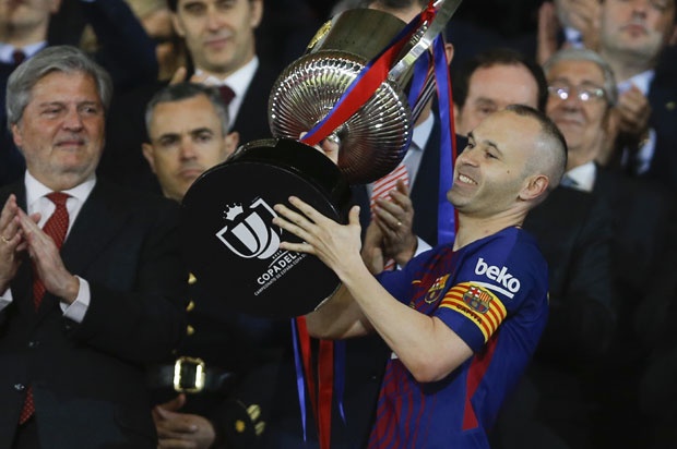 СИТИ БИ ДА ПОКВАРИ ПОСАО КИНЕЗИМА: Гвардиола “краде” Инијесту