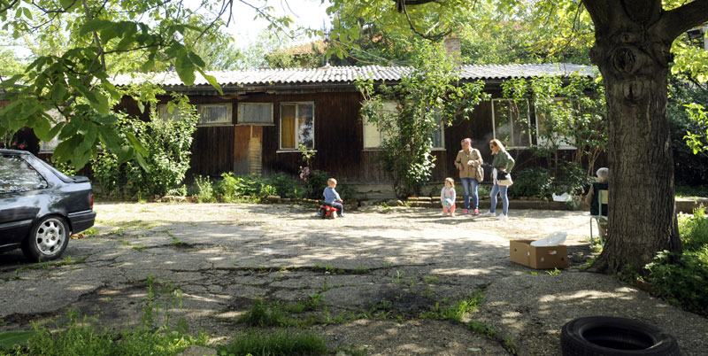 Продате зграде у Крњачи 