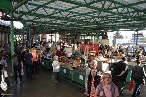 Почео Београдски ноћни маркет на Зеленом венцу
