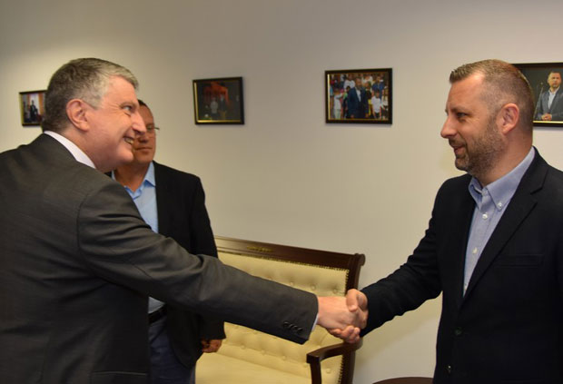 Далибор Јевтић са француским дипломатом: ЗСО главна тема разговора