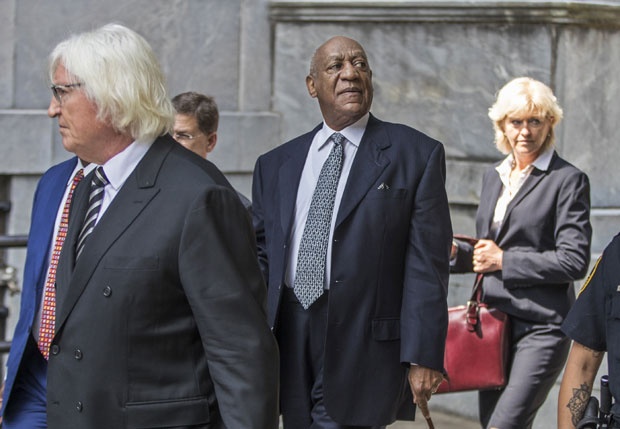 Комичару Козбију одређен кућни притвор у Филаделфији