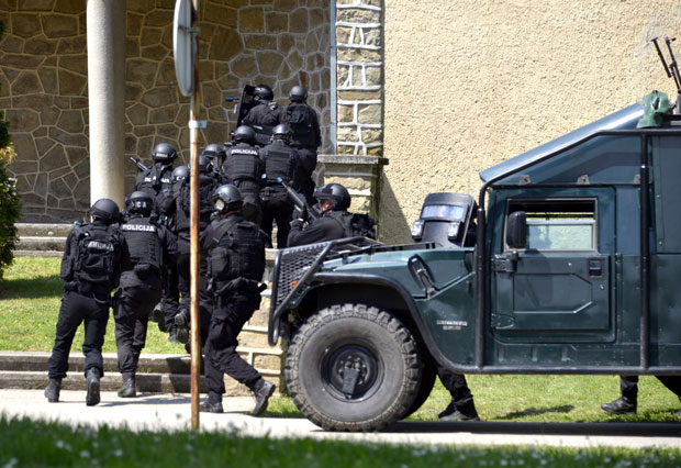 „НОВОСТИ” У БАЗИ САЈ-а: Нови изазов бомбаши самоубице