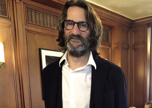 Забава постаје нови облик тоталитаризма