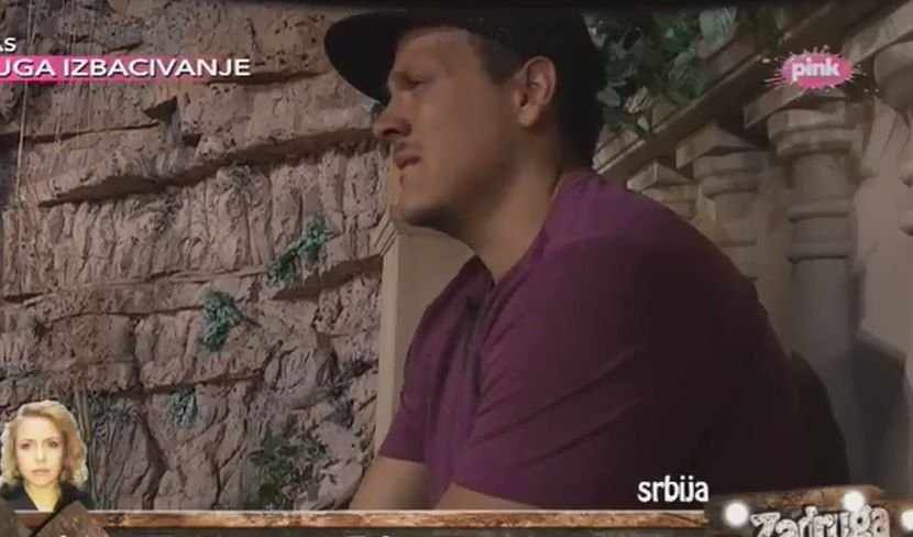 СЛОБА ПОТПУНО СКРХАН ЈЕЦАО У ДВОРИШТУ: Срце ми се сломило, ја сам крив јер је Кијин отац умро (ВИДЕО)