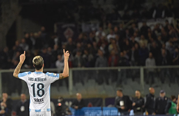 Барселона тражи новог Инијесту: Замена стиже из Лација?