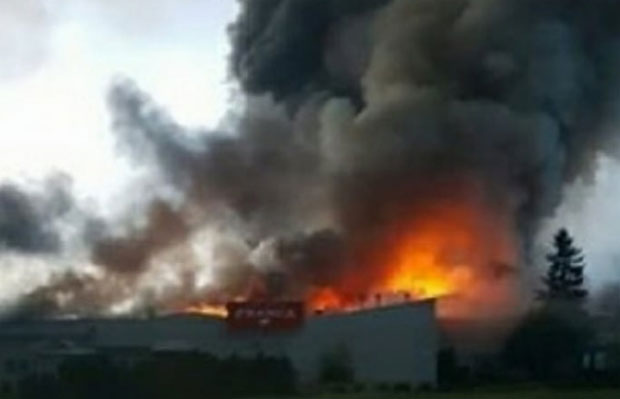 ПРИВРЕДНА КАТАСТРОФА У ЦРНОЈ ГОРИ: Изгорела ’’Месопромет Франца’’, штета неколико стотина милиона евра! (ВИДЕО)