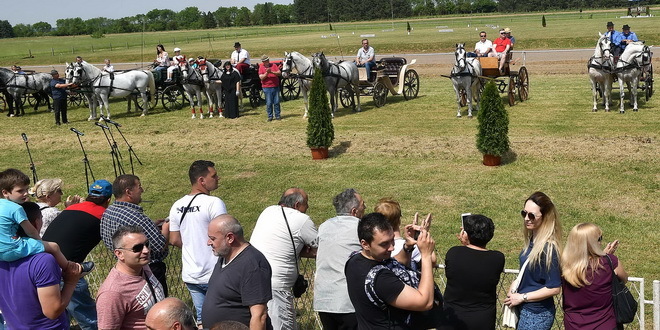 И министар одбране на првомајском уранку у Карађорђеву