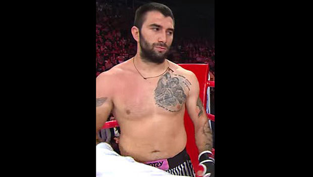 Марадона преживео 7 метака