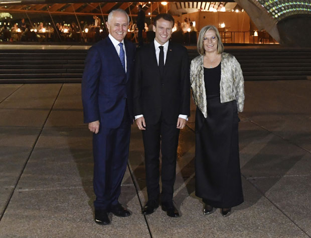 Макрон о жени премијера Аустралије: Она је укусна (ФОТО+ВИДЕО)